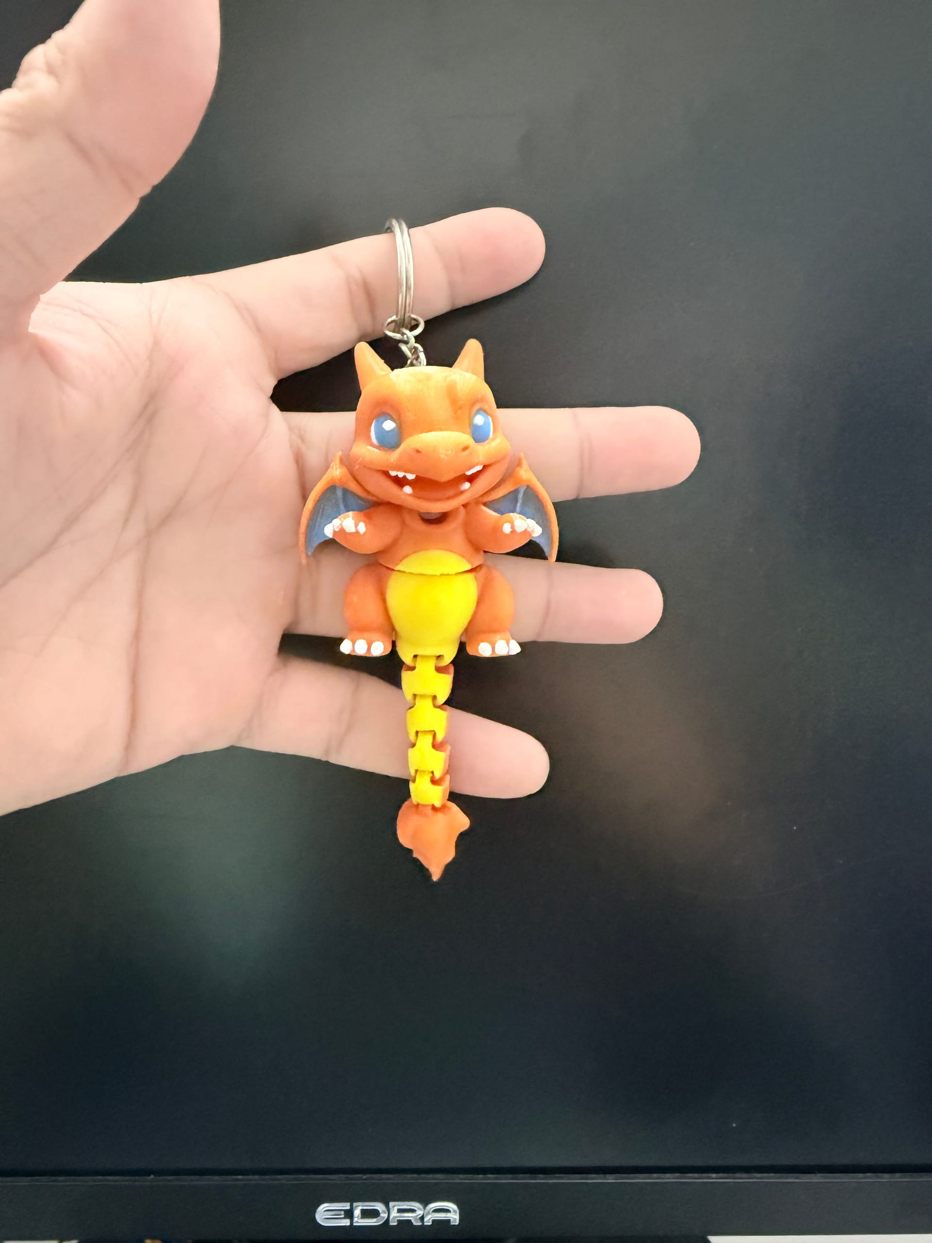 Móc khóa Pokémon Charizard - Hình thật